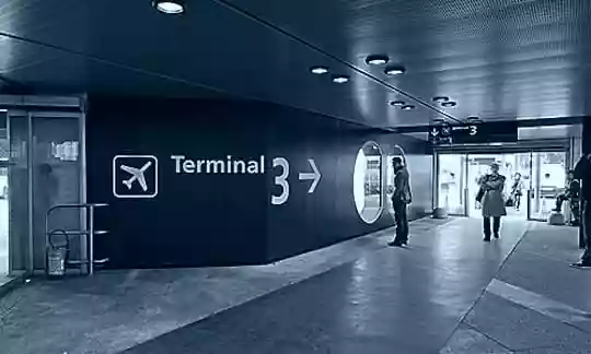 Getting around Terminal 2 on foot - CHARLES DE GAULLE AIRPORT (Paris CDG)